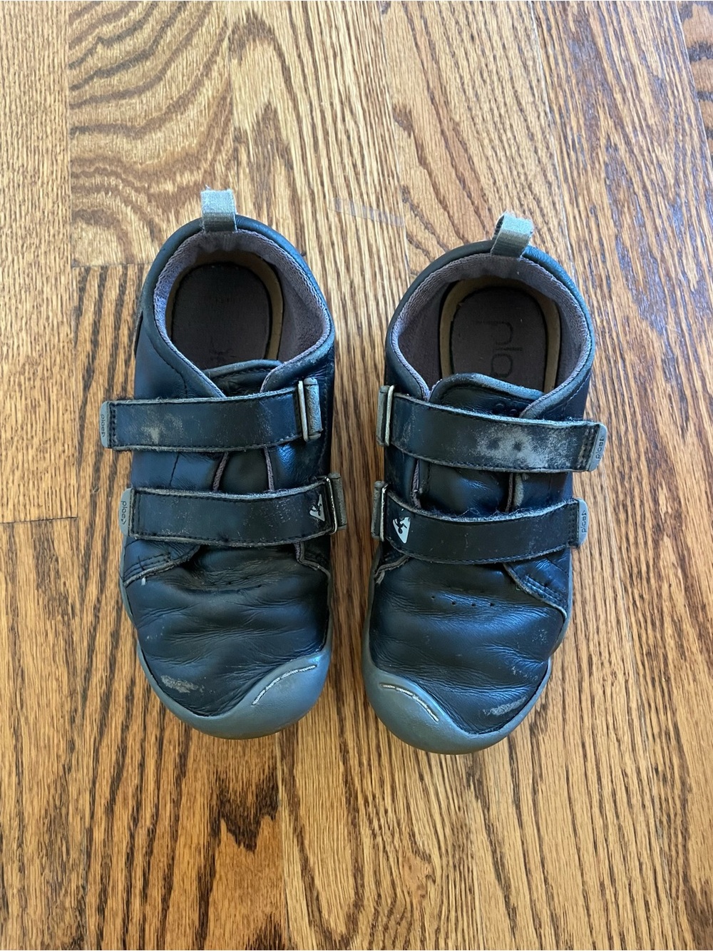 PLAE Roan black leather shoes kids size 2